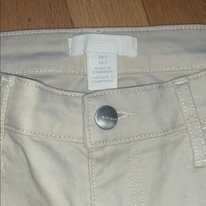 H&M LIGHT BEIGE LOW RISE SKINNY JEANS SIZE 2